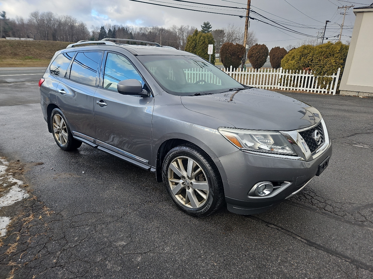 Nissan Pathfinder 4WD 4dr Platinum 2016