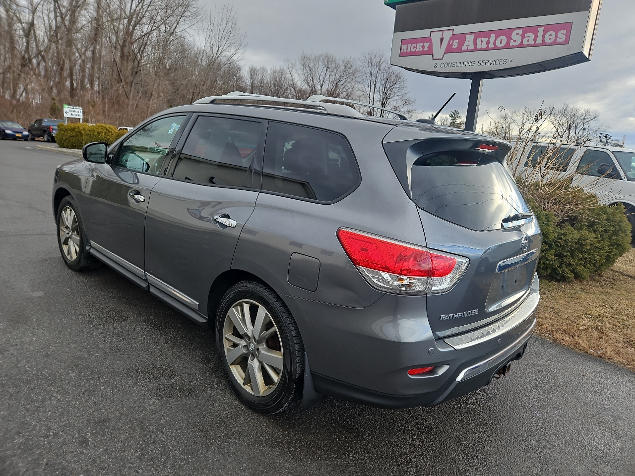 Nissan Pathfinder 4WD 4dr Platinum 2016