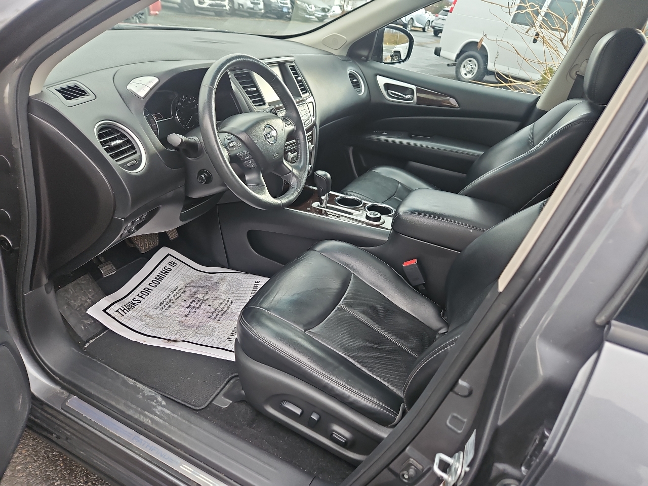 Nissan Pathfinder 4WD 4dr Platinum 2016