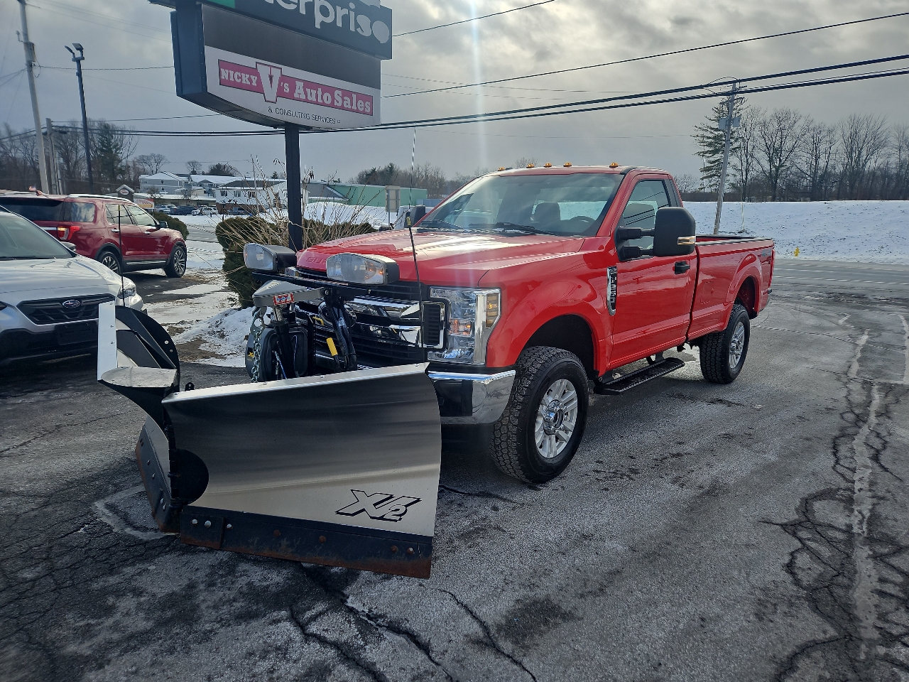 Ford Super Duty F-250 SRW XL 4WD Reg Cab 8' Box 2019