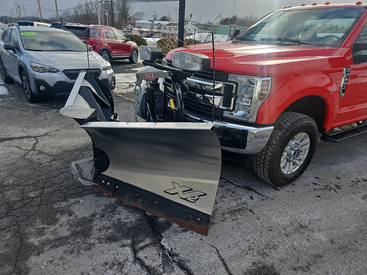 Ford Super Duty F-250 SRW XL 4WD Reg Cab 8' Box 2019
