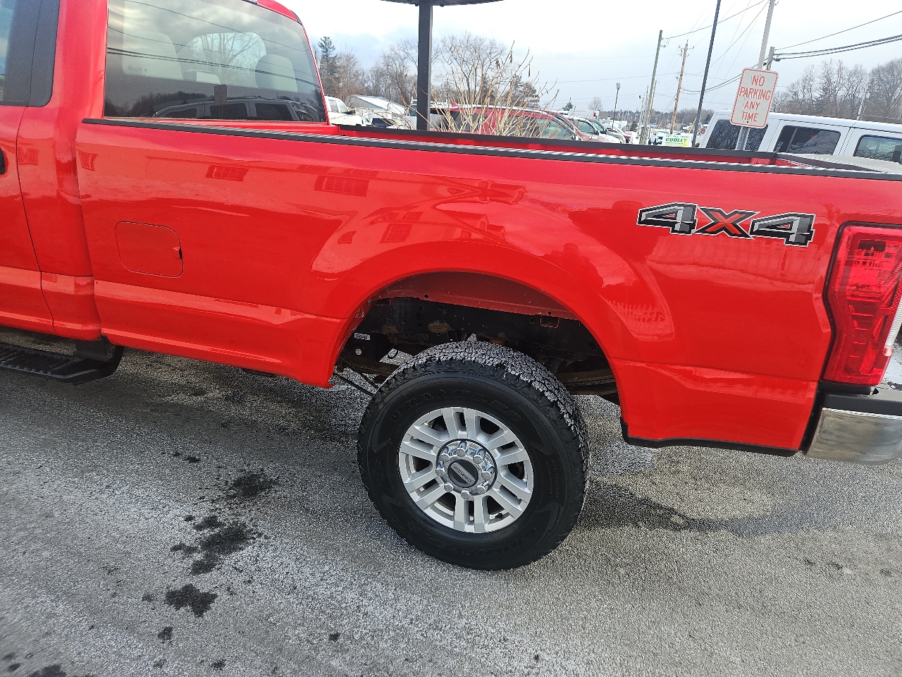 Ford Super Duty F-250 SRW XL 4WD Reg Cab 8' Box 2019