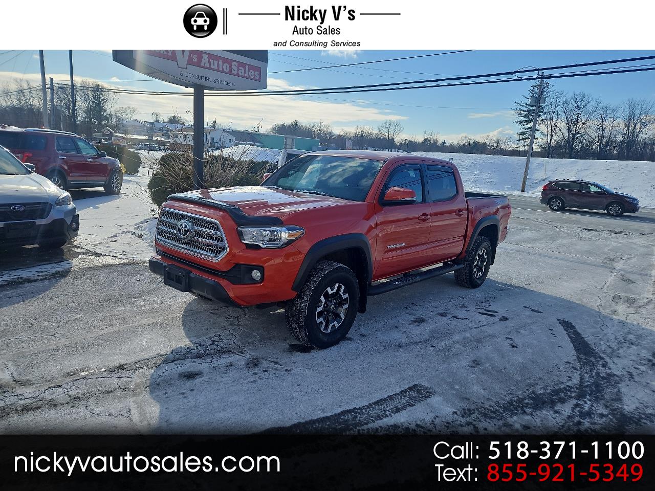2017 Toyota Tacoma TRD Off Road Double Cab 5' Bed V6 4x4 MT (Natl)