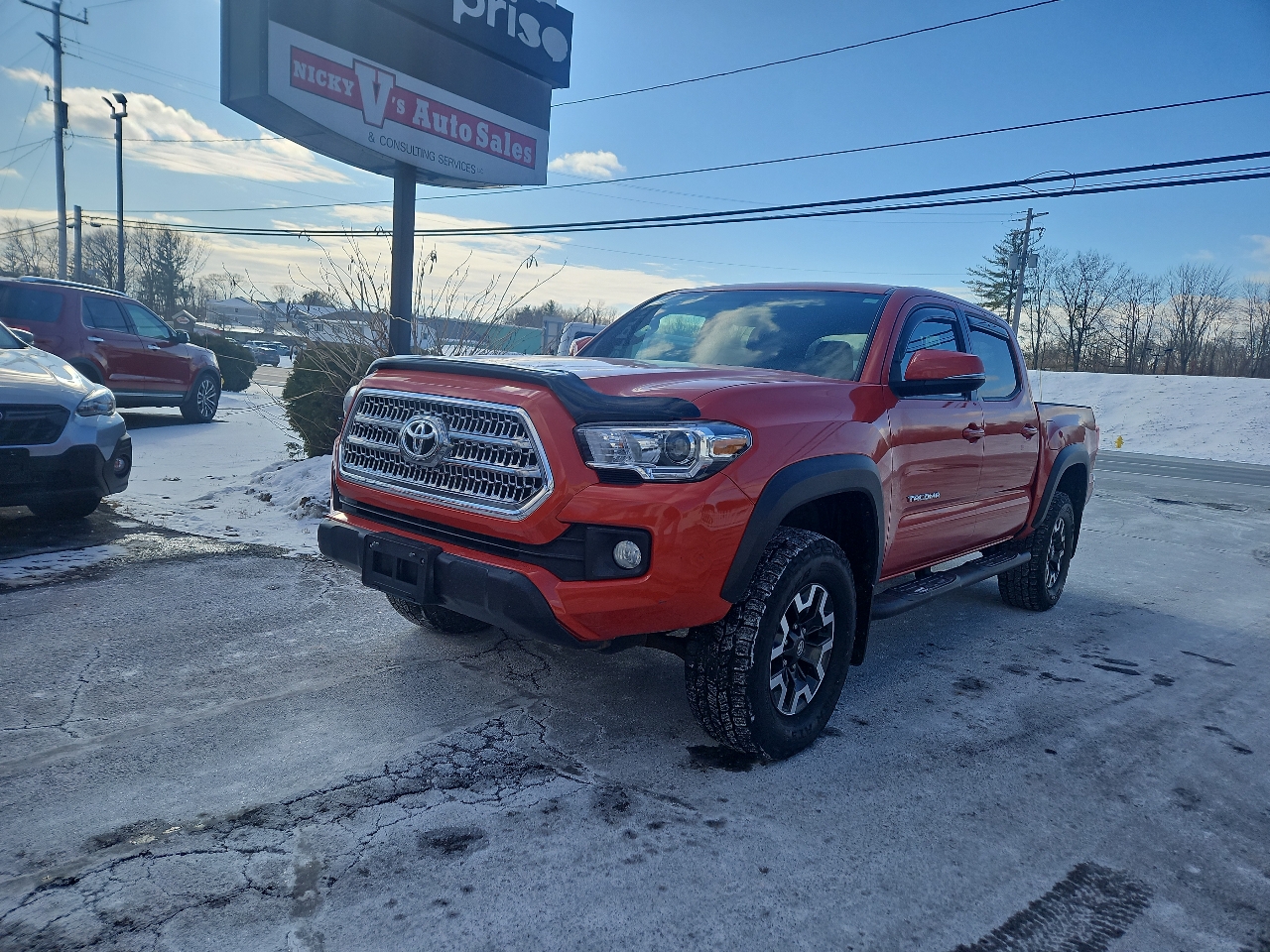 Toyota Tacoma TRD Off Road Double Cab 5' Bed V6 4x4 MT (Natl) 2017