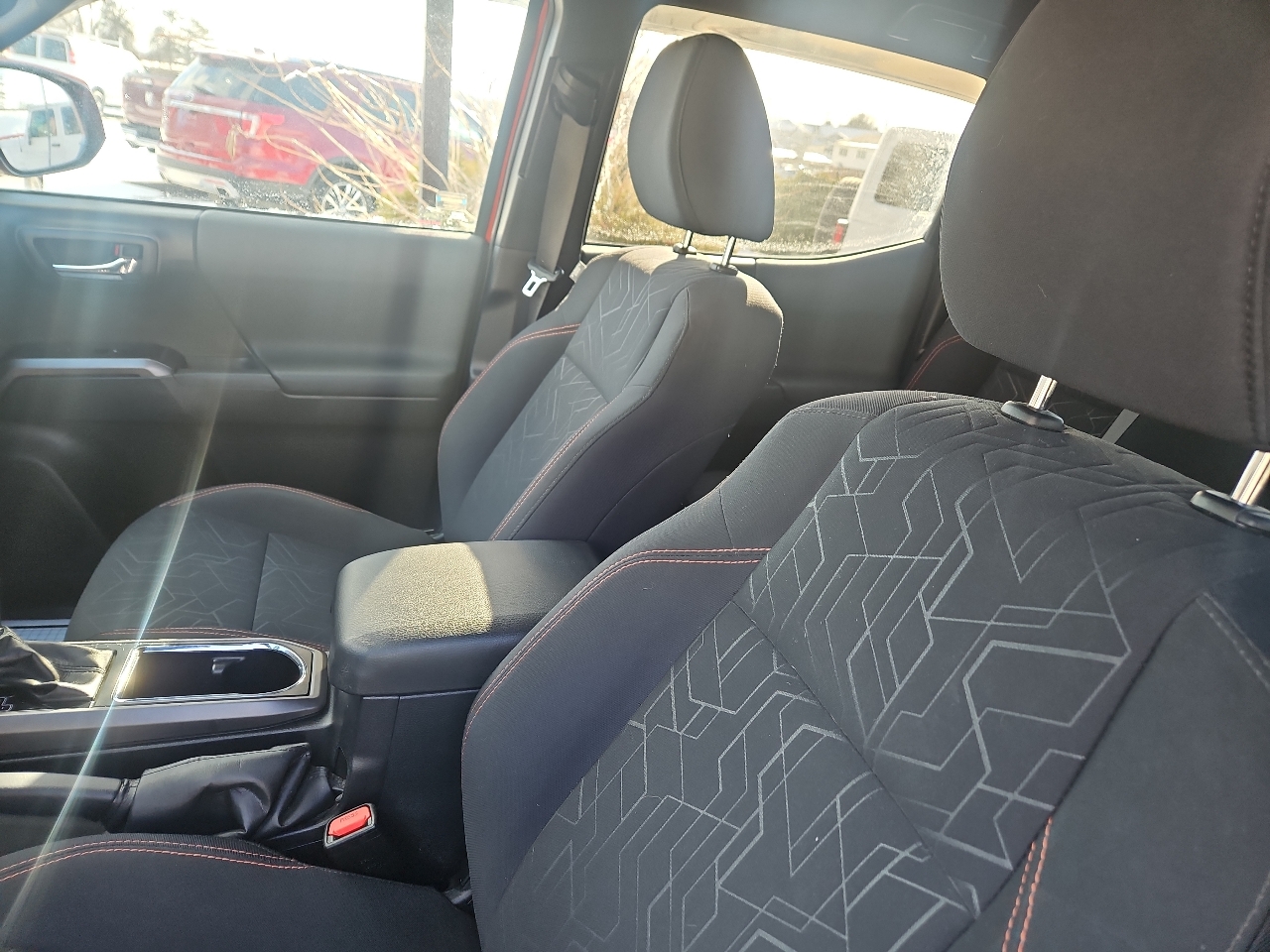 Toyota Tacoma TRD Off Road Double Cab 5' Bed V6 4x4 MT (Natl) 2017