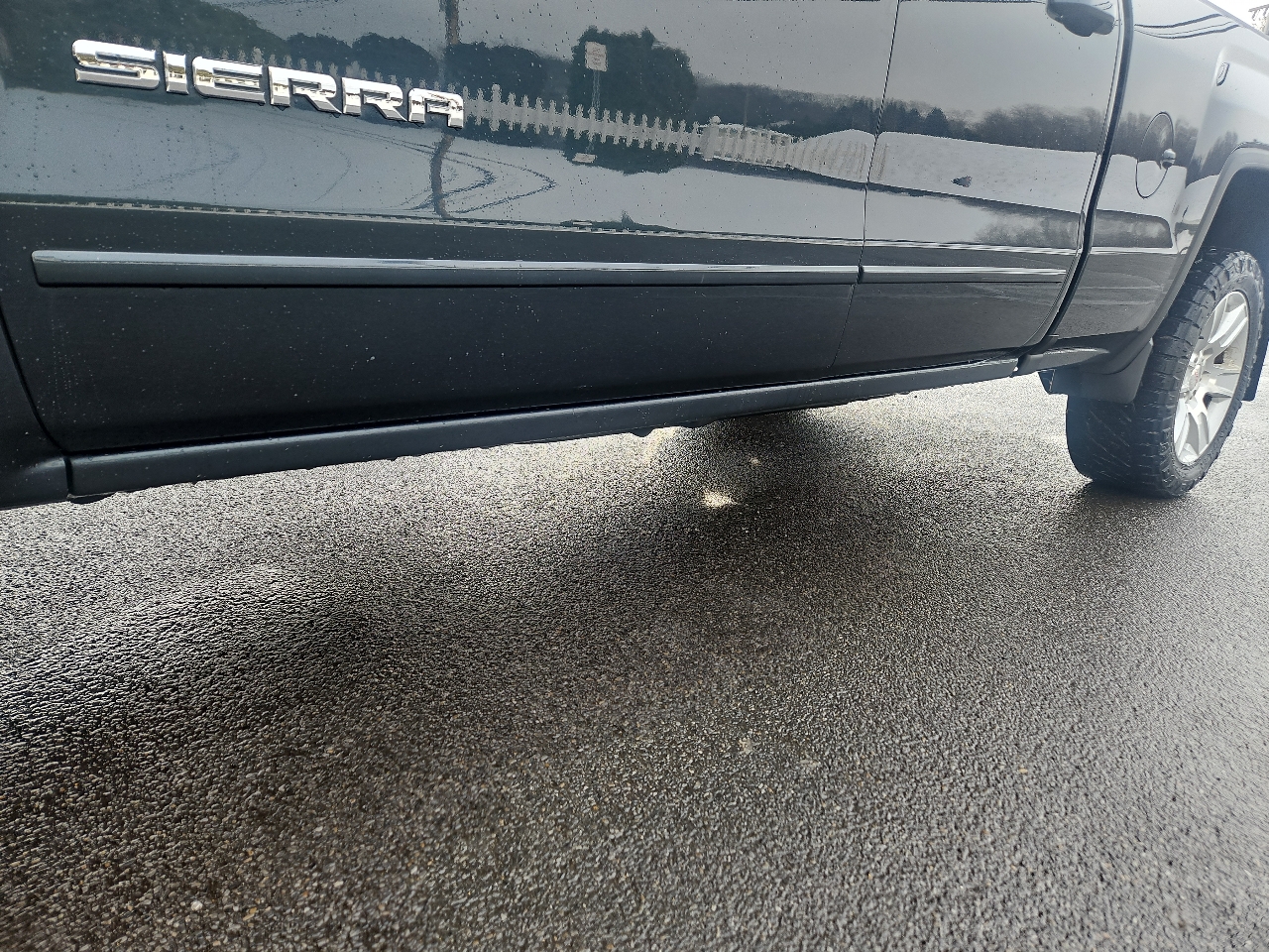 GMC Sierra 1500 4WD Double Cab 143.5" SLE 2017