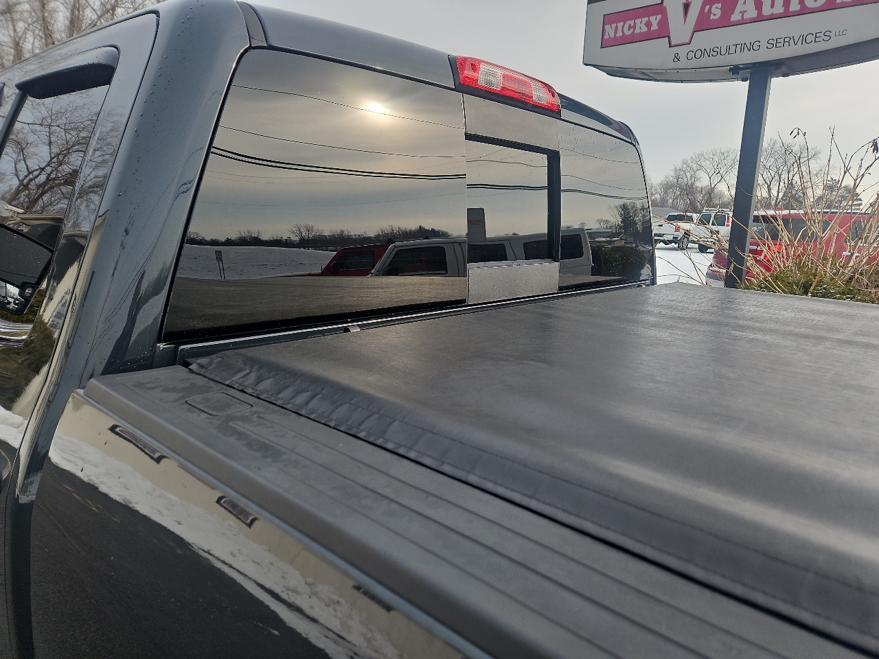 GMC Sierra 1500 4WD Double Cab 143.5" SLE 2017