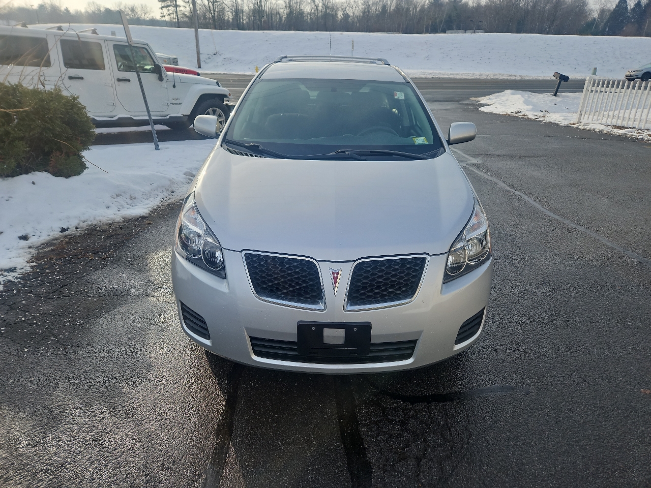 Pontiac Vibe 4dr HB AWD 2009