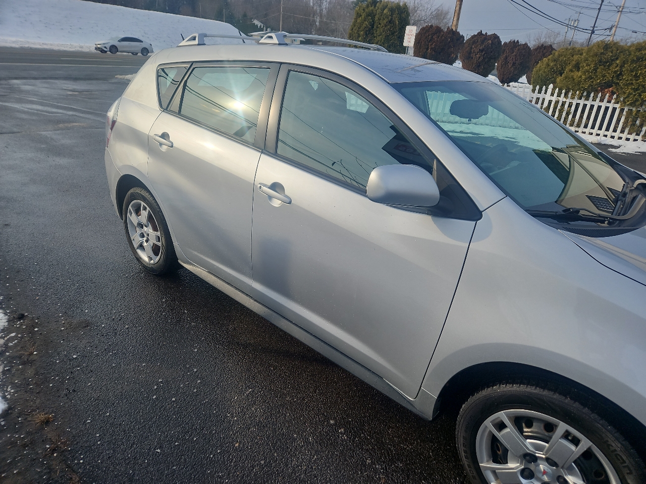 Pontiac Vibe 4dr HB AWD 2009