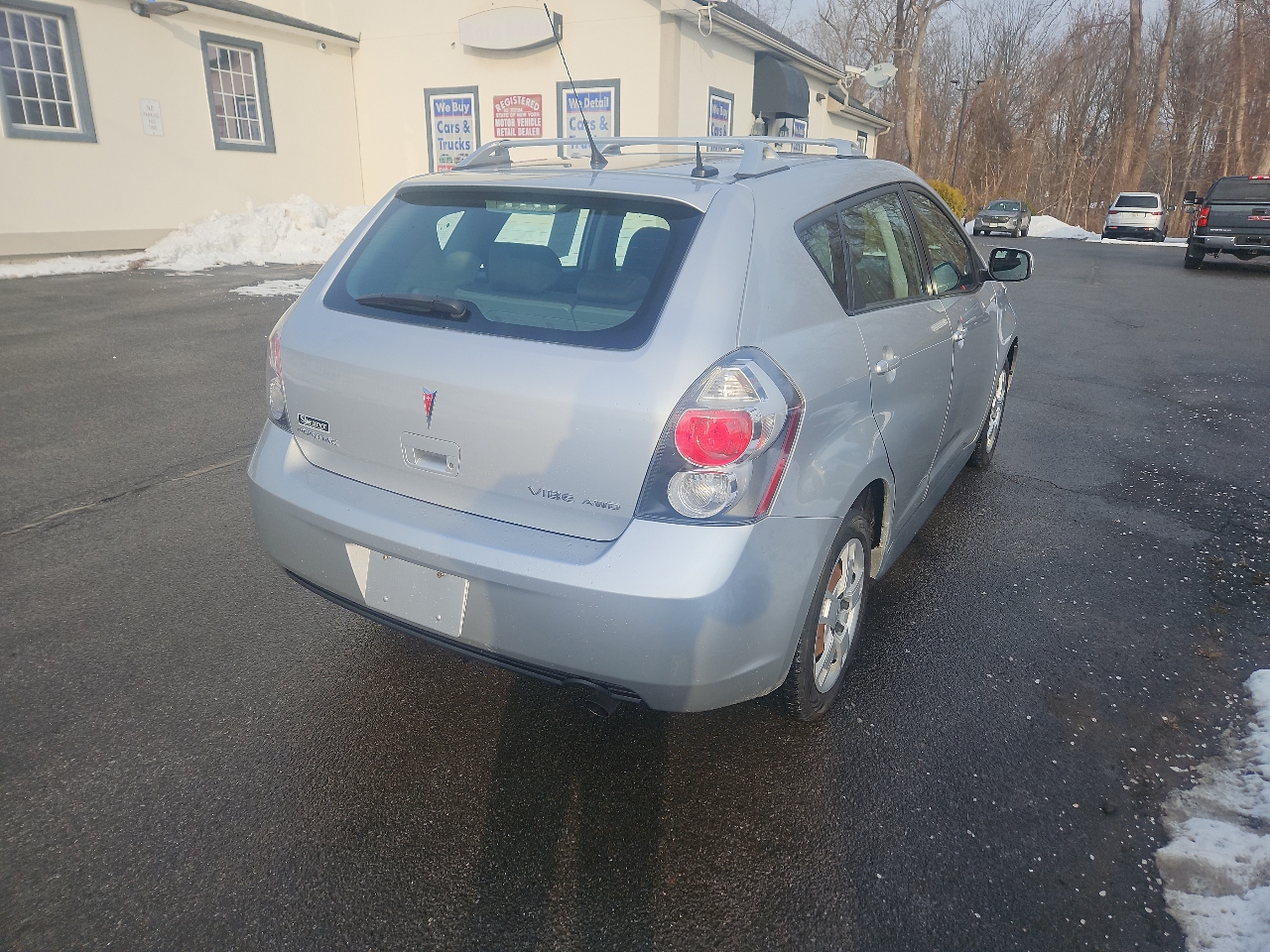 Pontiac Vibe 4dr HB AWD 2009
