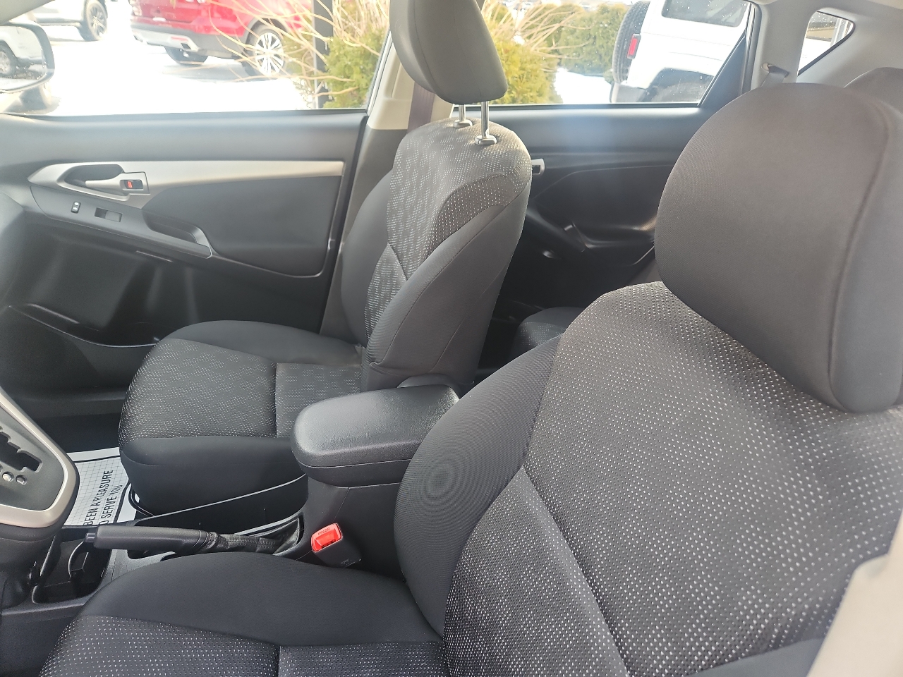 Pontiac Vibe 4dr HB AWD 2009