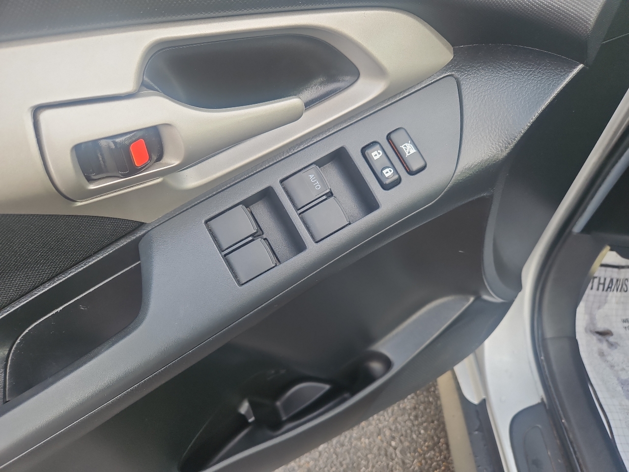 Pontiac Vibe 4dr HB AWD 2009