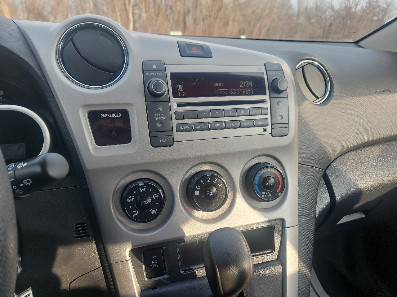 Pontiac Vibe 4dr HB AWD 2009