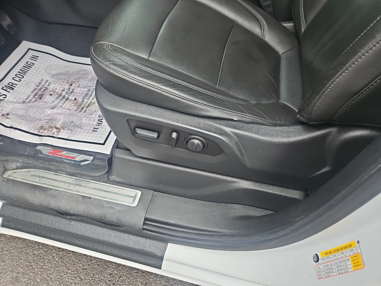 Chevrolet Silverado 1500 4WD Crew Cab 147" LT Trail Boss 2020