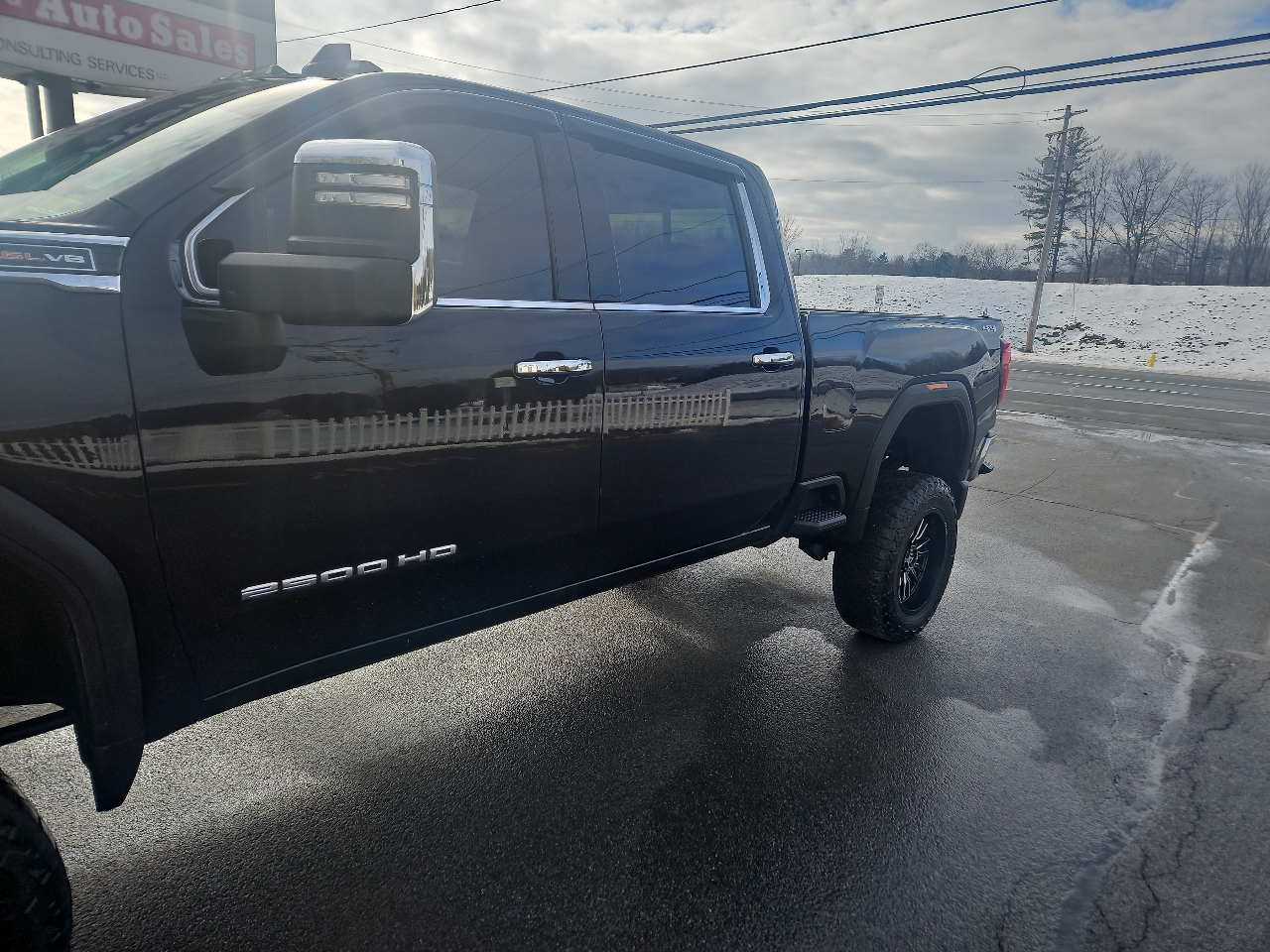 GMC Sierra 2500HD 4WD Crew Cab 159" SLT 2023