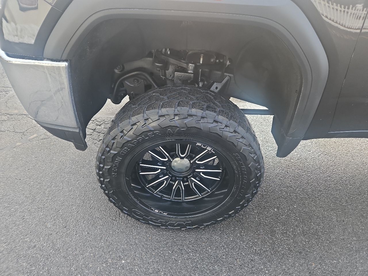 GMC Sierra 2500HD 4WD Crew Cab 159" SLT 2023