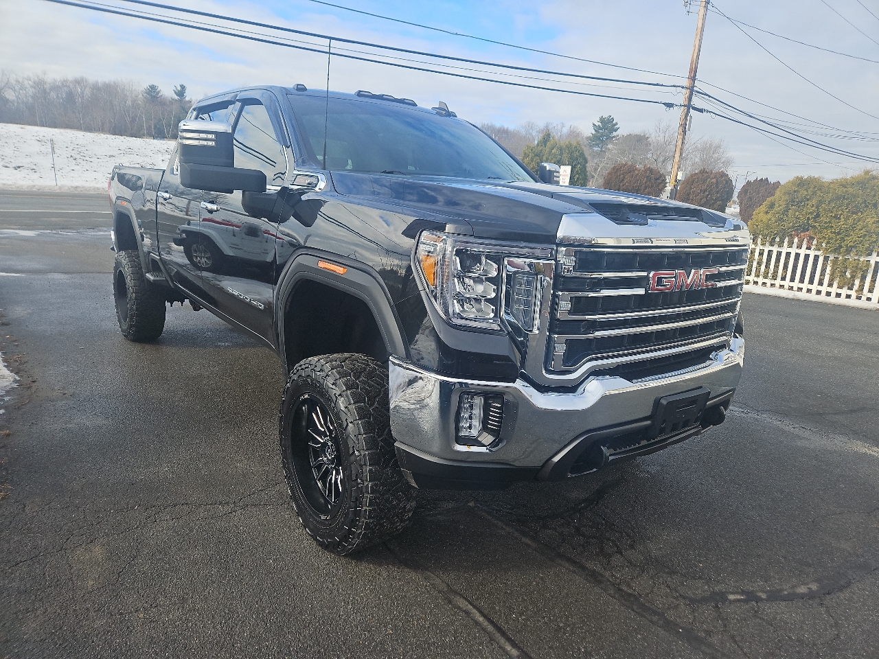 GMC Sierra 2500HD 4WD Crew Cab 159" SLT 2023
