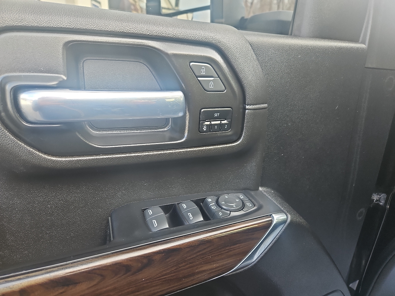 GMC Sierra 2500HD 4WD Crew Cab 159" SLT 2023