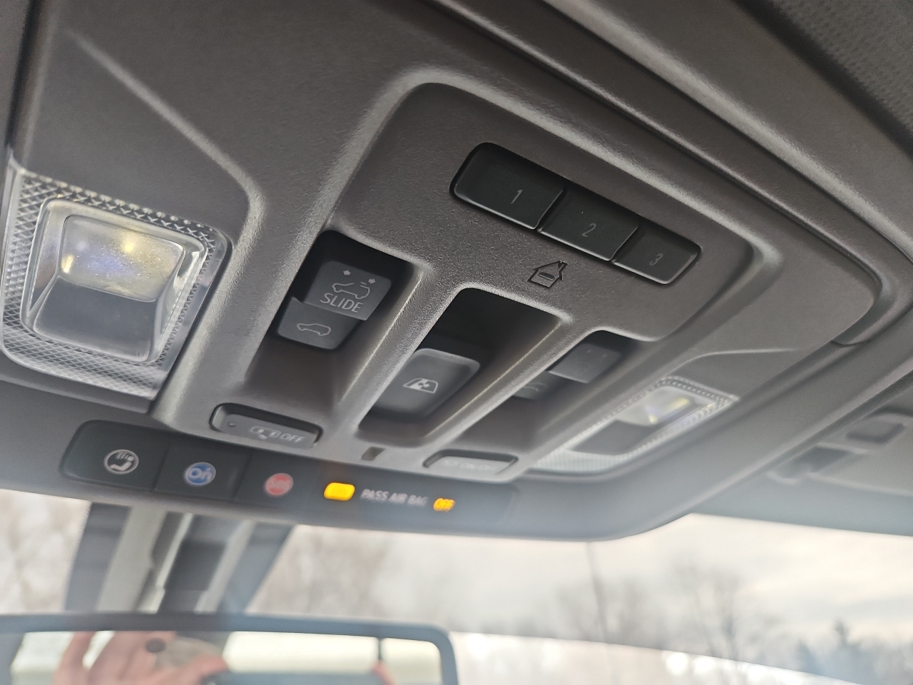 GMC Sierra 2500HD 4WD Crew Cab 159" SLT 2023