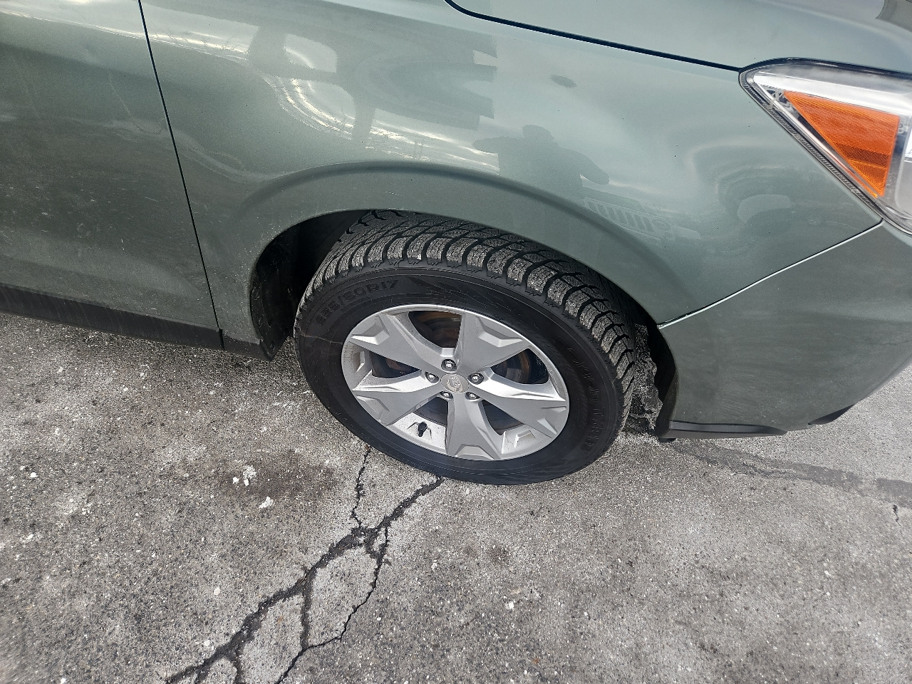 Subaru Forester 4dr CVT 2.5i Premium PZEV 2015