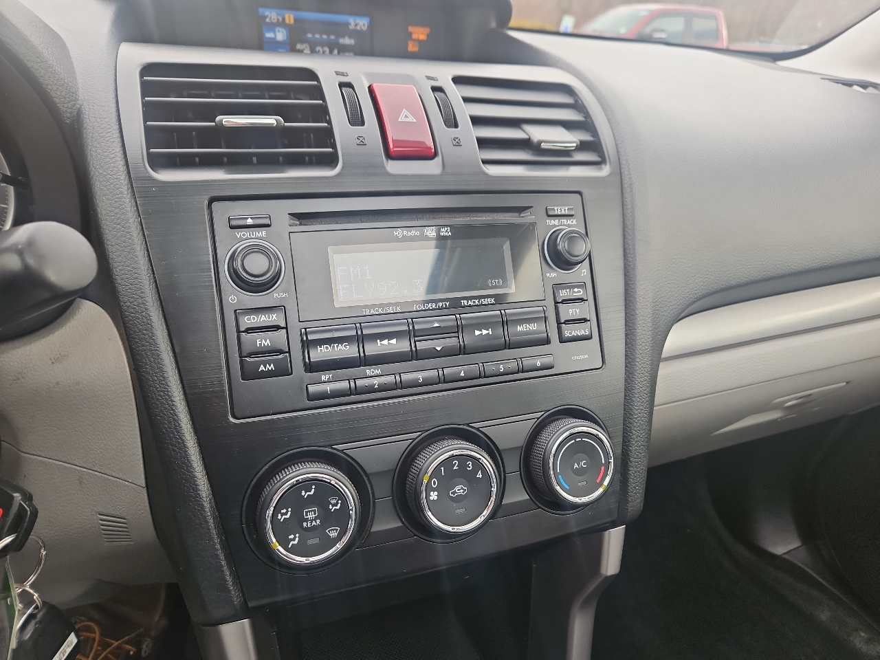 Subaru Forester 4dr CVT 2.5i Premium PZEV 2015