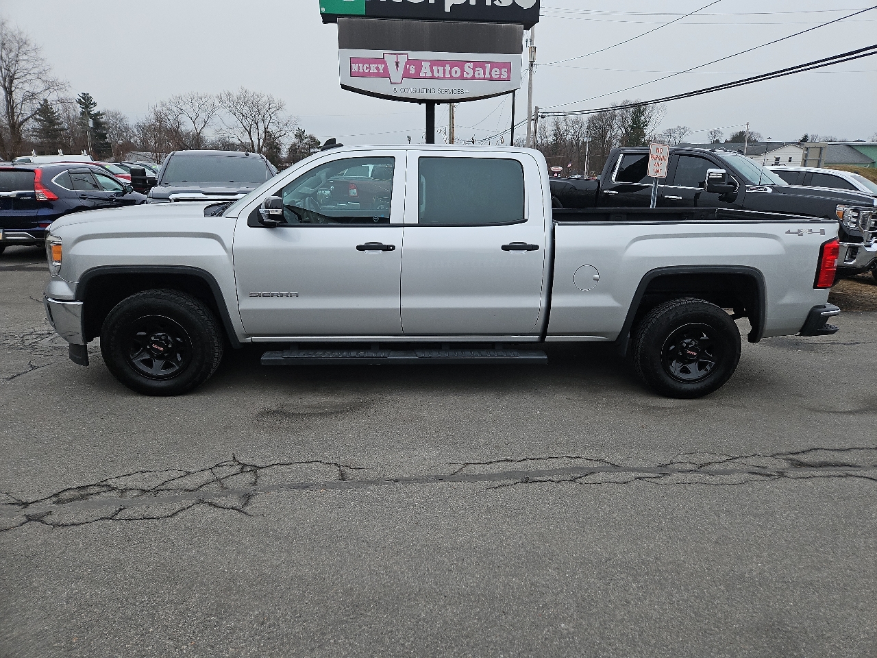 GMC Sierra 1500 4WD Crew Cab 143.5" 2015