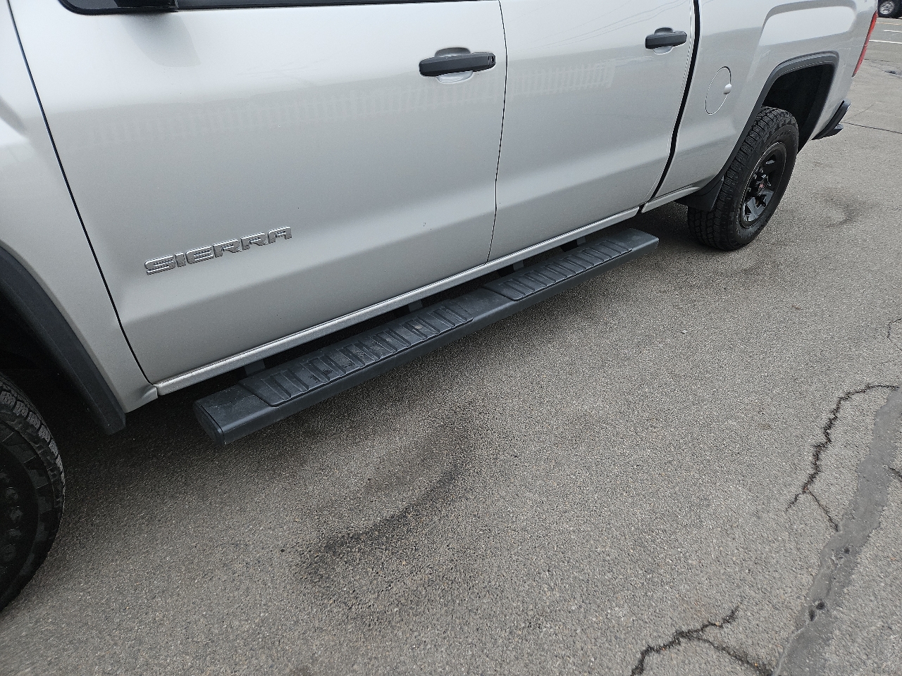 GMC Sierra 1500 4WD Crew Cab 143.5" 2015