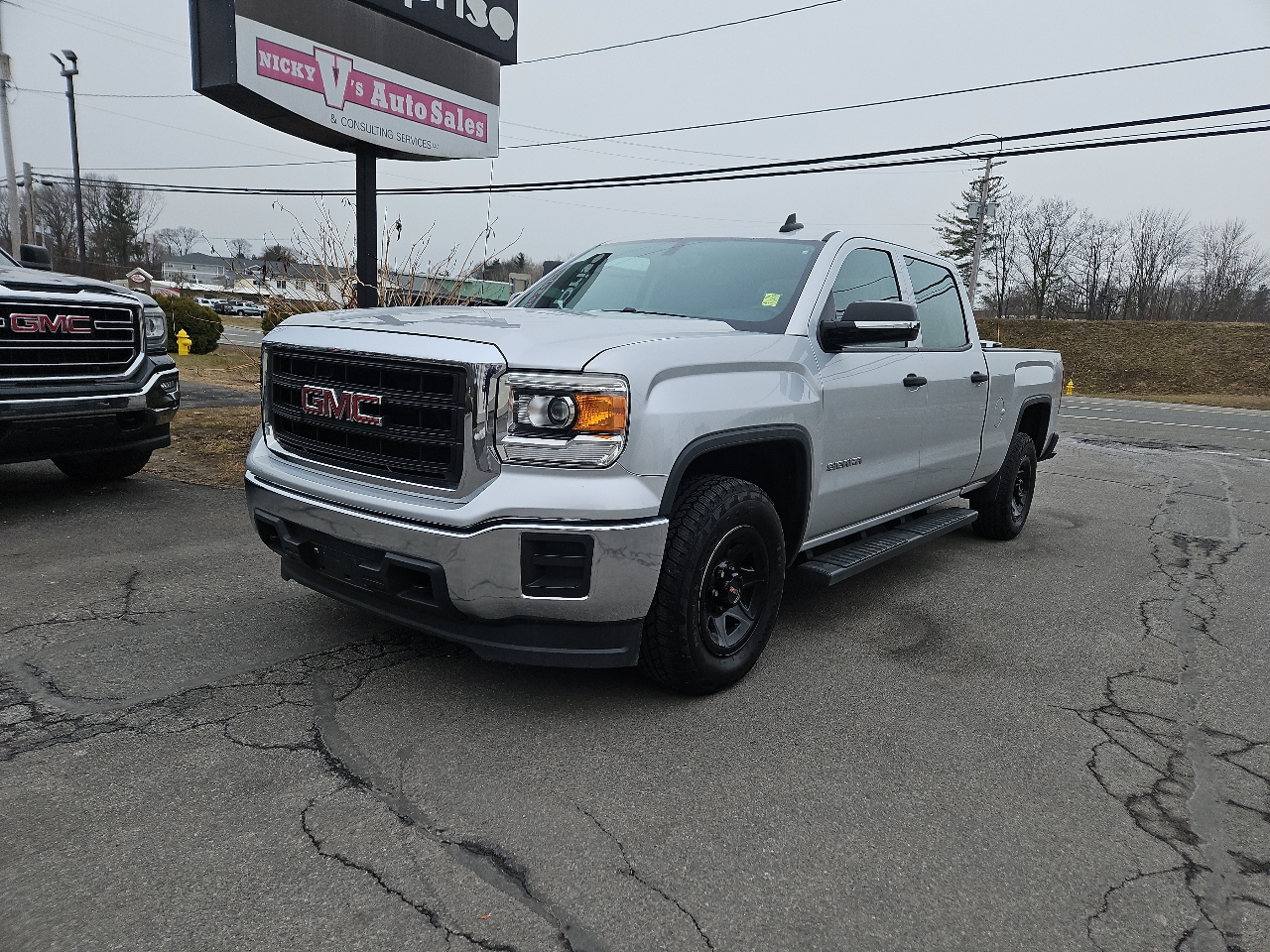 GMC Sierra 1500 4WD Crew Cab 143.5" 2015