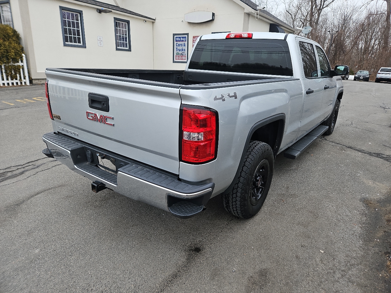 GMC Sierra 1500 4WD Crew Cab 143.5" 2015