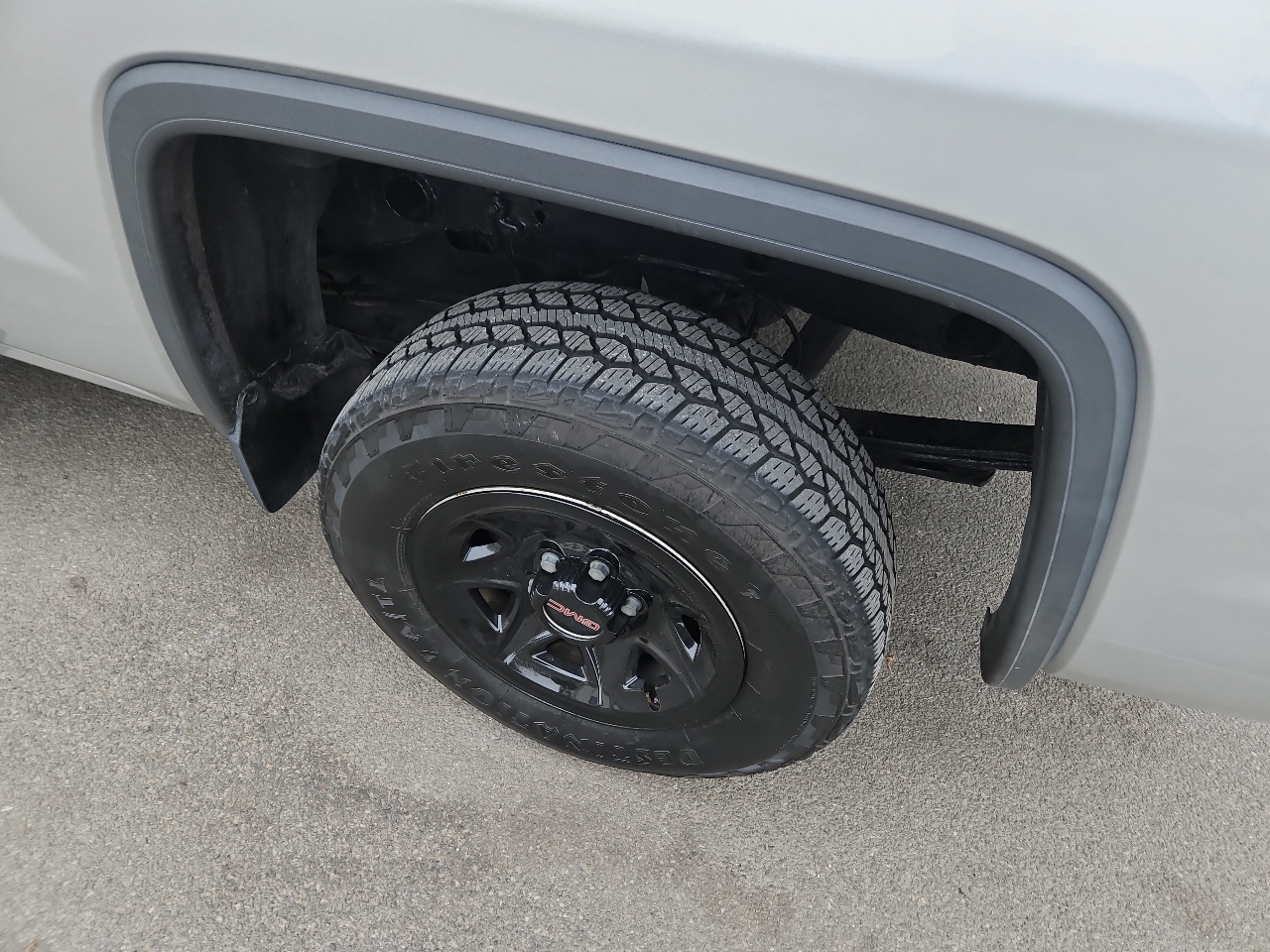 GMC Sierra 1500 4WD Crew Cab 143.5" 2015