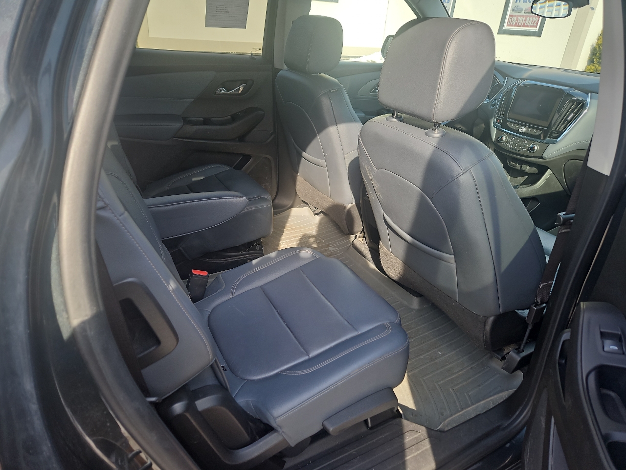 Chevrolet Traverse AWD 4dr LT Leather 2021