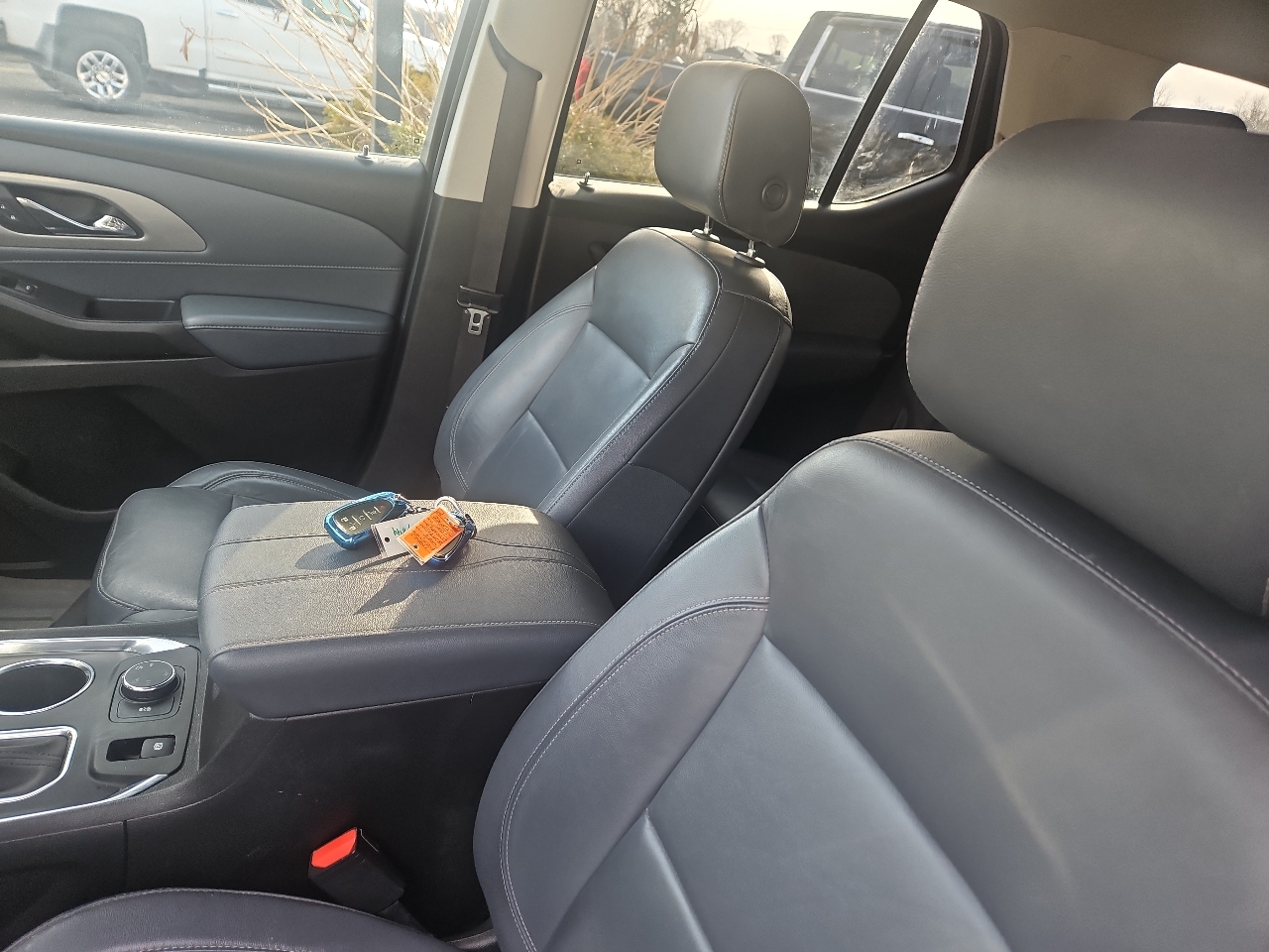 Chevrolet Traverse AWD 4dr LT Leather 2021