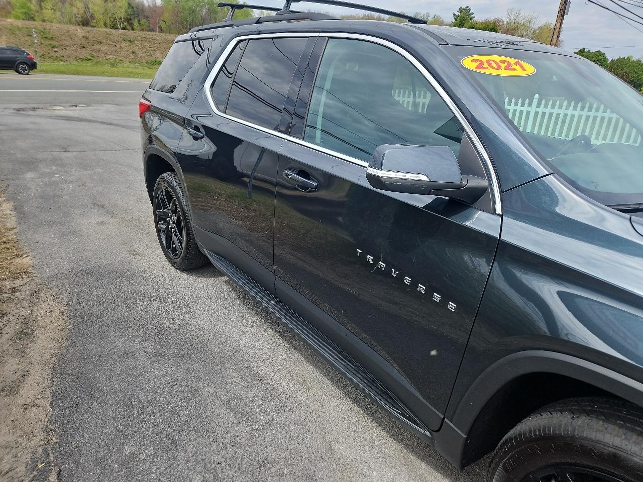 Chevrolet Traverse AWD 4dr LT Leather 2021