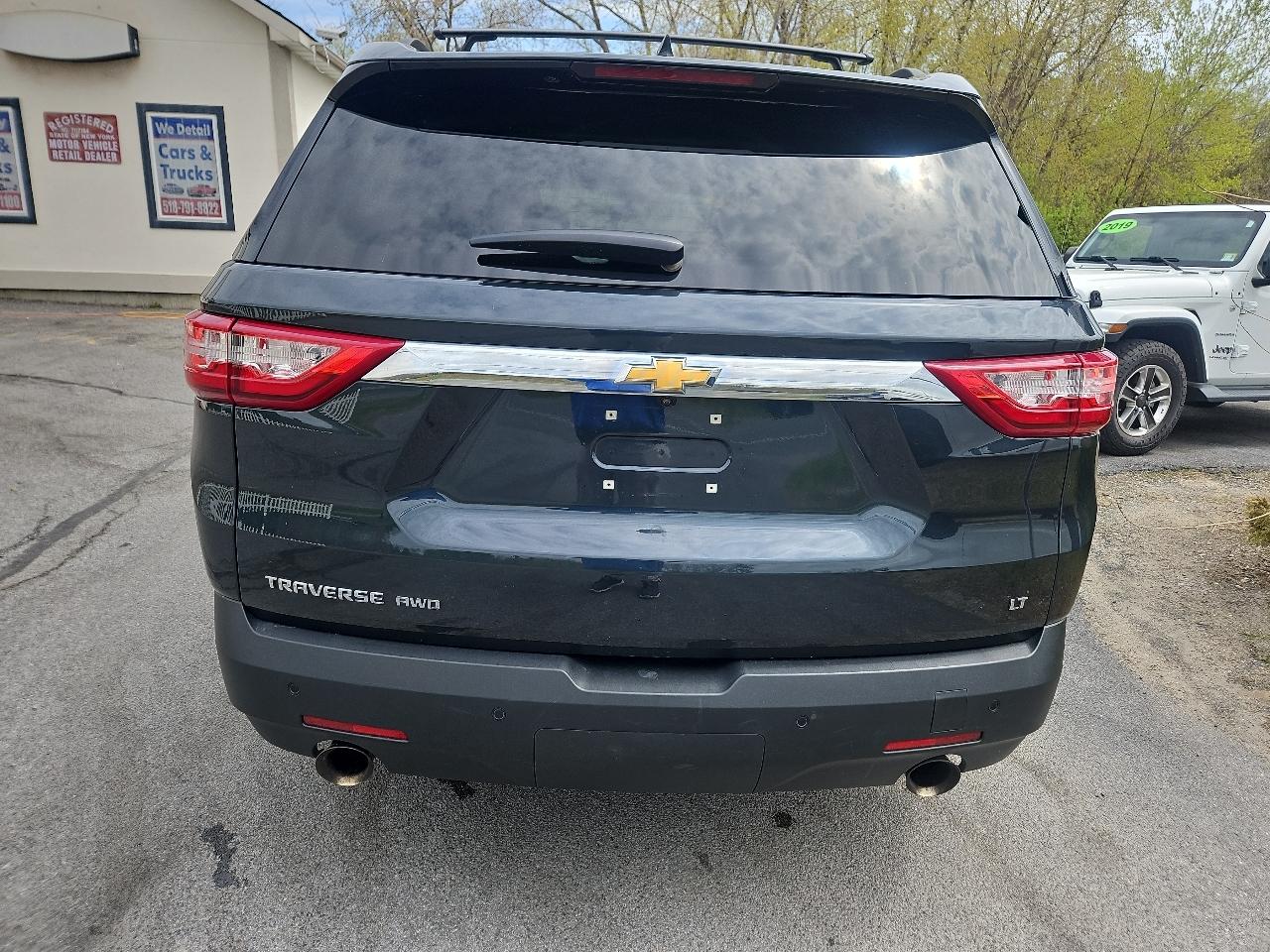 Chevrolet Traverse AWD 4dr LT Leather 2021