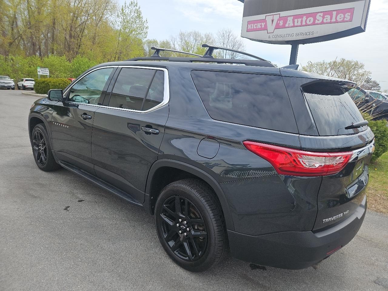 Chevrolet Traverse AWD 4dr LT Leather 2021