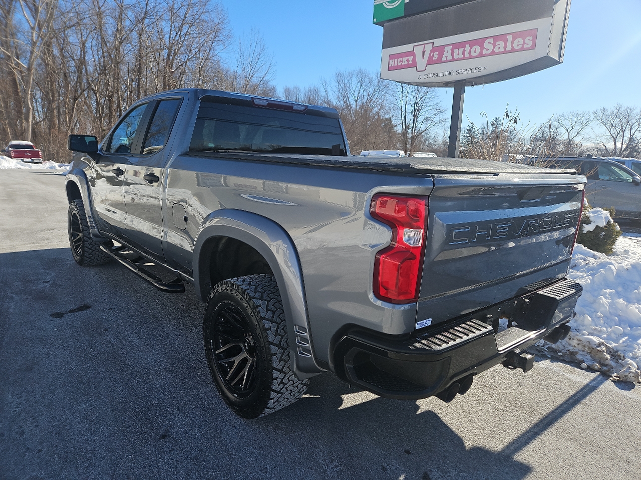 Chevrolet Silverado 1500 4WD Double Cab 147" Custom Trail Boss 2020