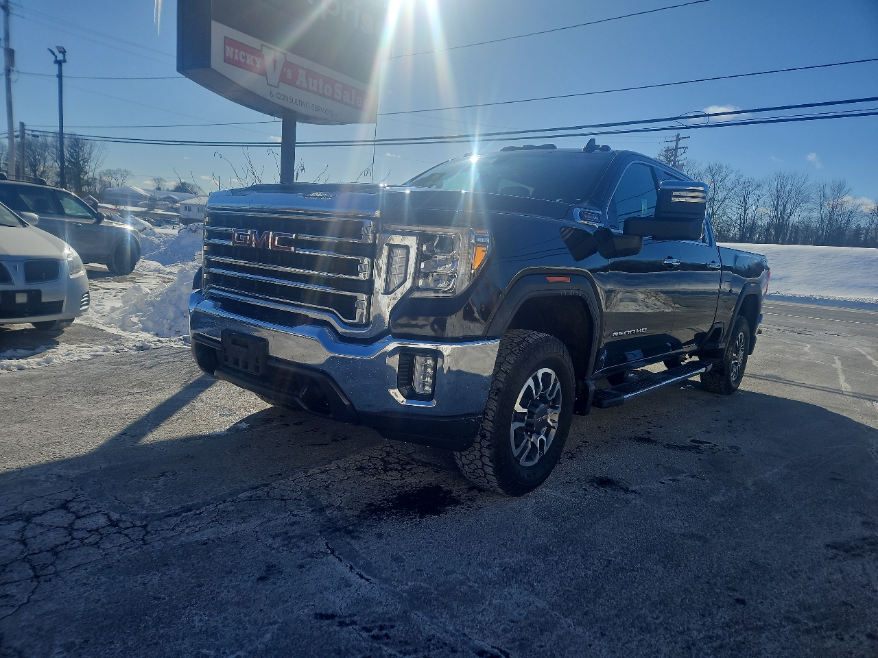 GMC Sierra 2500HD 4WD Crew Cab 159" SLT 2022