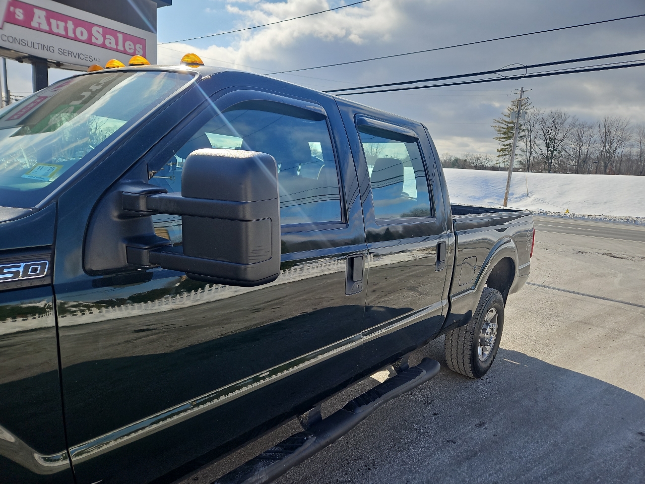 Ford Super Duty F-250 SRW 4WD Crew Cab 156" XL 2016