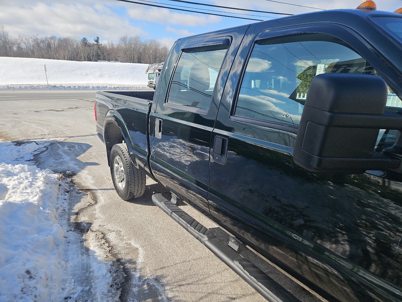 Ford Super Duty F-250 SRW 4WD Crew Cab 156" XL 2016
