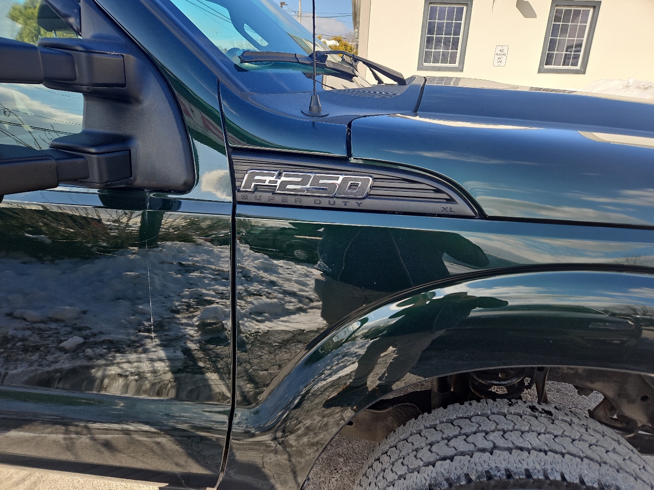 Ford Super Duty F-250 SRW 4WD Crew Cab 156" XL 2016