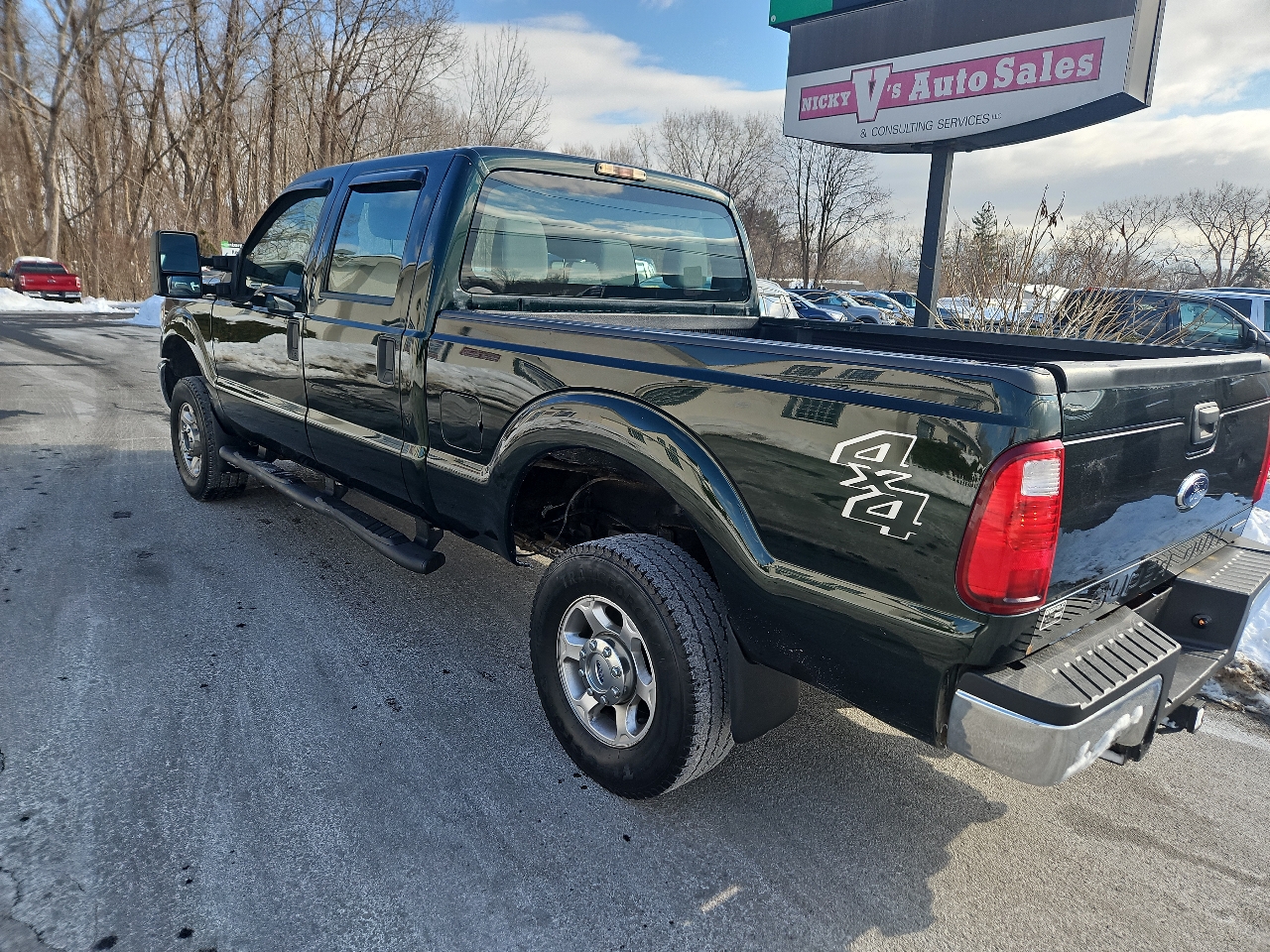 Ford Super Duty F-250 SRW 4WD Crew Cab 156" XL 2016