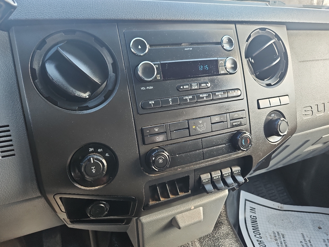 Ford Super Duty F-250 SRW 4WD Crew Cab 156" XL 2016