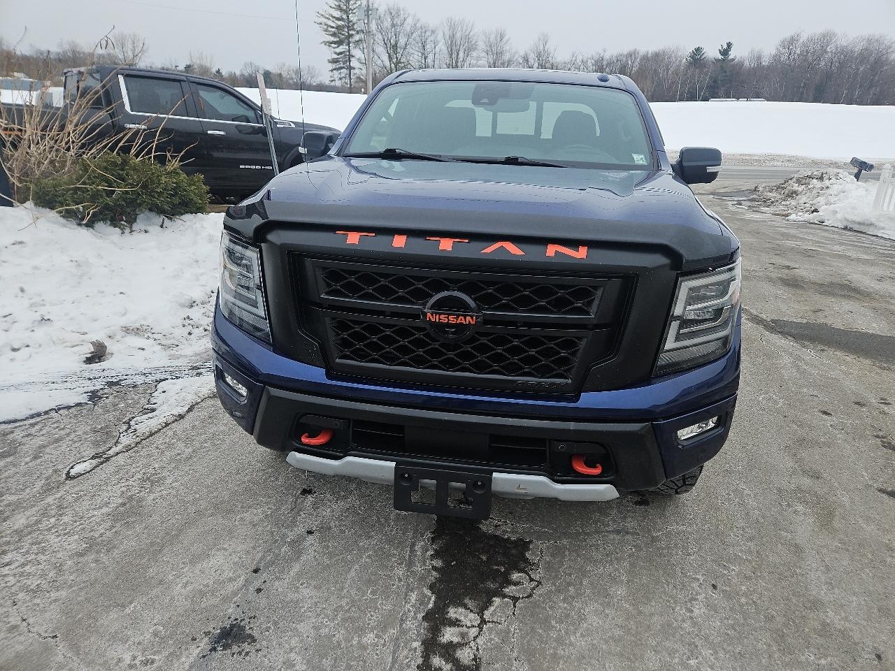 Nissan Titan 4x4 Crew Cab PRO-4X 2021