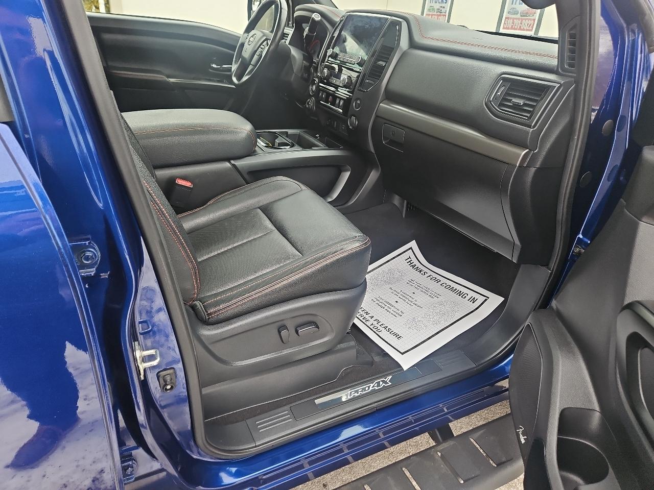 Nissan Titan 4x4 Crew Cab PRO-4X 2021