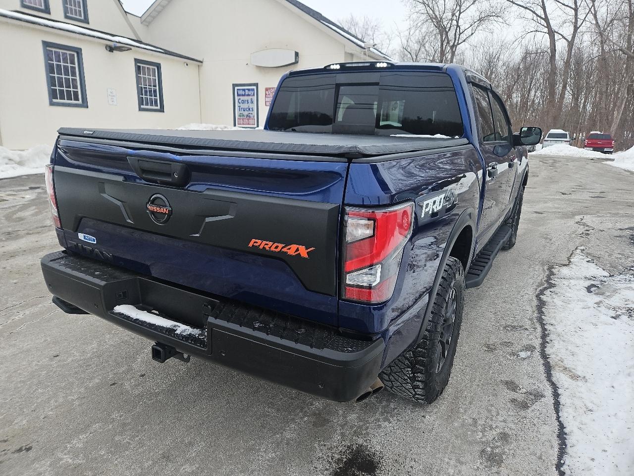 Nissan Titan 4x4 Crew Cab PRO-4X 2021