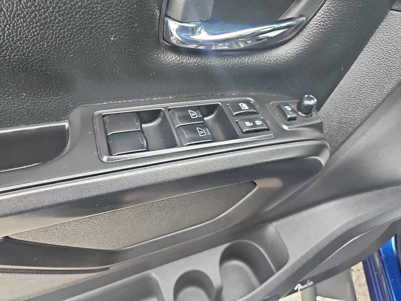 Nissan Titan 4x4 Crew Cab PRO-4X 2021