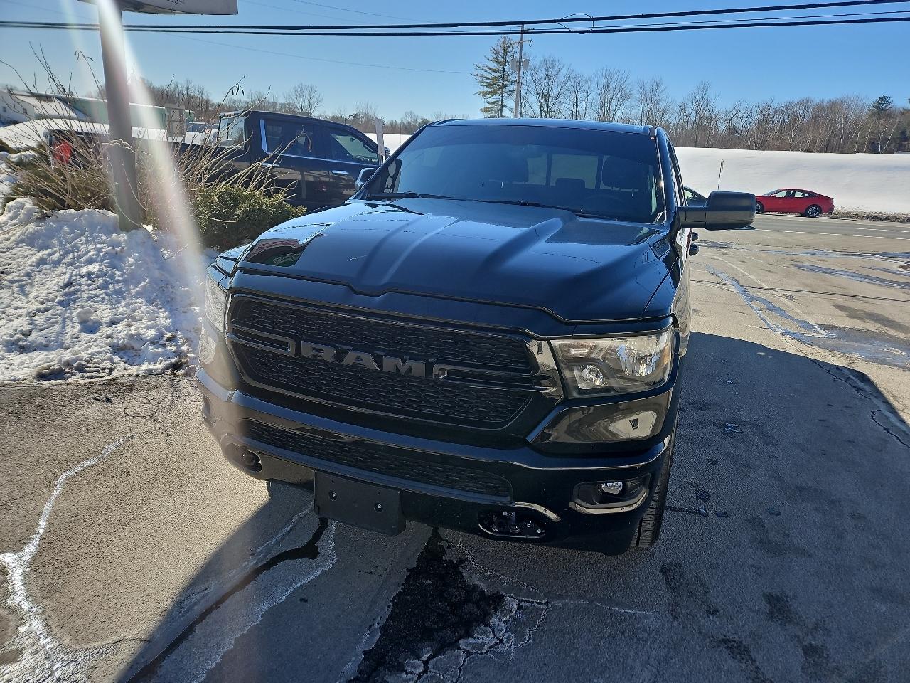 RAM 1500 Tradesman 4x4 Quad Cab 6'4" Box 2023