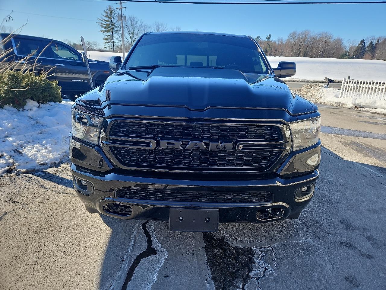 RAM 1500 Tradesman 4x4 Quad Cab 6'4" Box 2023