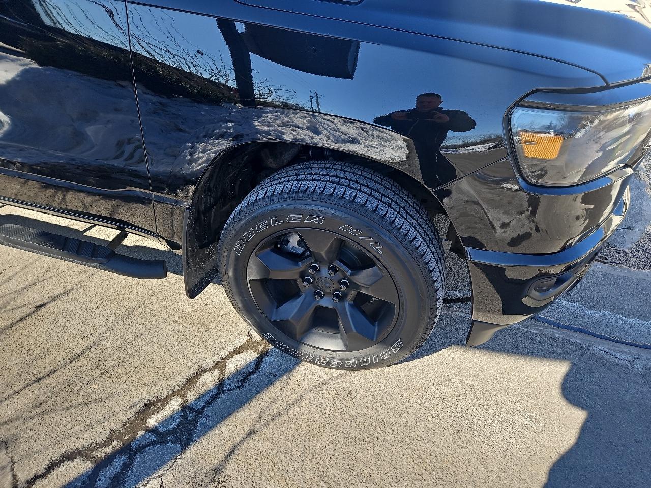 RAM 1500 Tradesman 4x4 Quad Cab 6'4" Box 2023