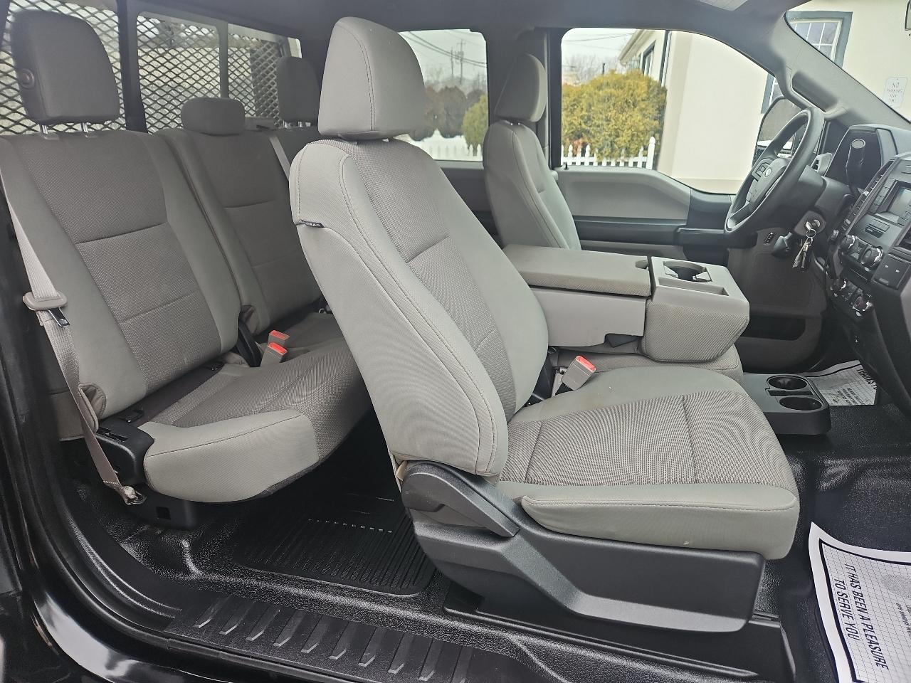 Ford Super Duty F-250 SRW XLT 4WD SuperCab 6.75' Box 2017